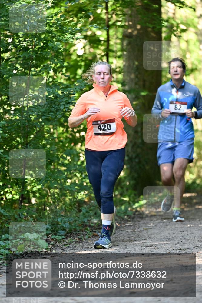 06.10.2024 - Bramfelder Halbmarathon 2024 Dr. Thomas Lammeyer http://msf.ph/oto/7338632 06.10.2024 10:28:08 Laufen 420, 82 meine-sportfotos.de
