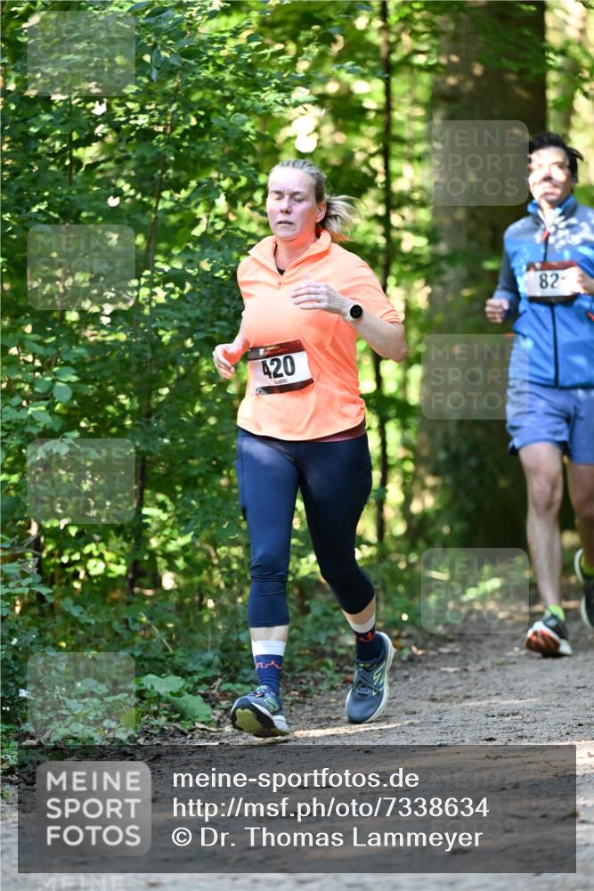 06.10.2024 - Bramfelder Halbmarathon 2024 Dr. Thomas Lammeyer http://msf.ph/oto/7338634 06.10.2024 10:28:09 Laufen 420, 82 meine-sportfotos.de