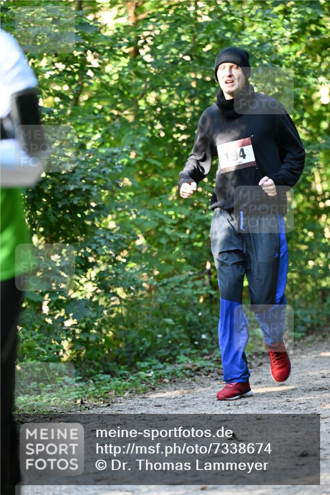 06.10.2024 - Bramfelder Halbmarathon 2024 Dr. Thomas Lammeyer http://msf.ph/oto/7338674 06.10.2024 10:28:18 Laufen 194 meine-sportfotos.de