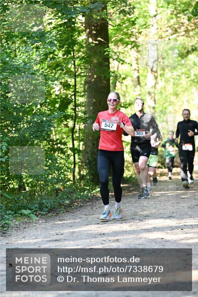 06.10.2024 - Bramfelder Halbmarathon 2024 Dr. Thomas Lammeyer http://msf.ph/oto/7338679 06.10.2024 10:28:21 Laufen 547, 303 meine-sportfotos.de