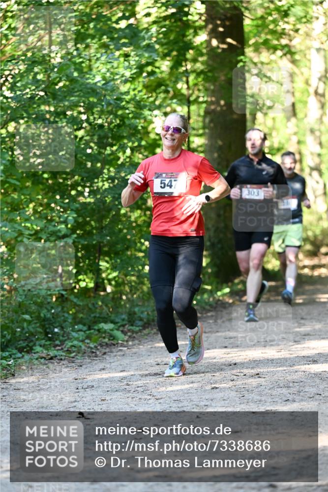 06.10.2024 - Bramfelder Halbmarathon 2024 Dr. Thomas Lammeyer http://msf.ph/oto/7338686 06.10.2024 10:28:22 Laufen 547, 303 meine-sportfotos.de