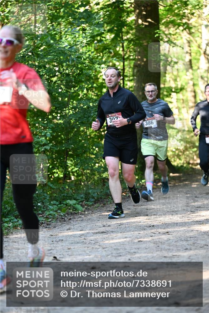 06.10.2024 - Bramfelder Halbmarathon 2024 Dr. Thomas Lammeyer http://msf.ph/oto/7338691 06.10.2024 10:28:23 Laufen 7727, 386 meine-sportfotos.de