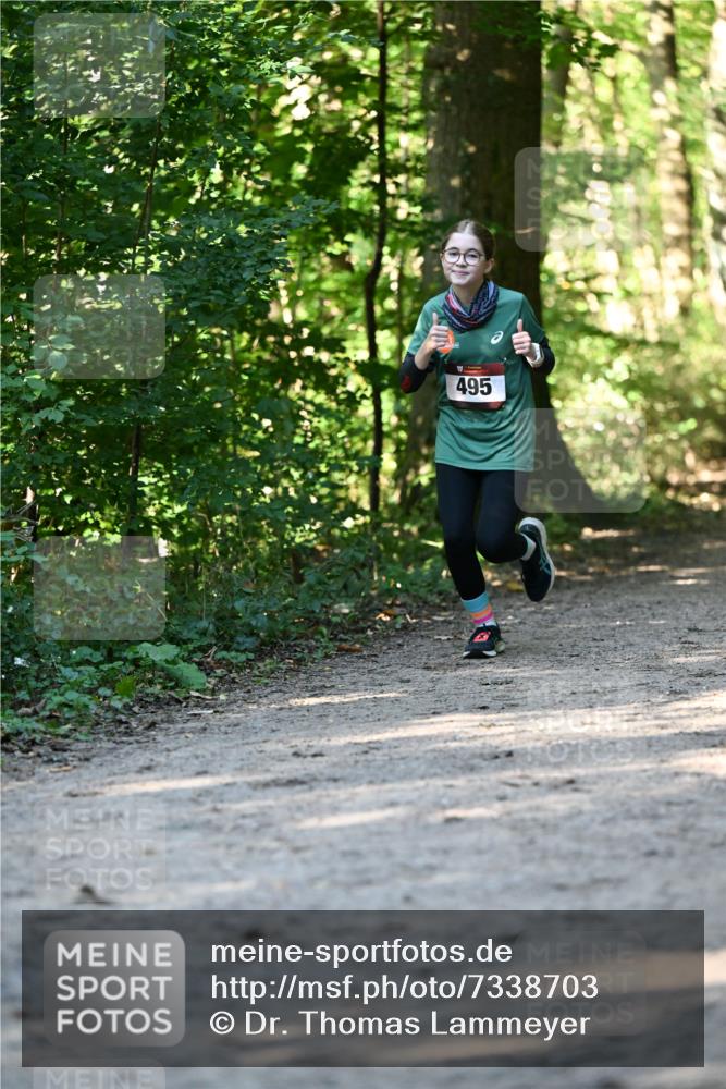 06.10.2024 - Bramfelder Halbmarathon 2024 Dr. Thomas Lammeyer http://msf.ph/oto/7338703 06.10.2024 10:28:26 Laufen 495 meine-sportfotos.de
