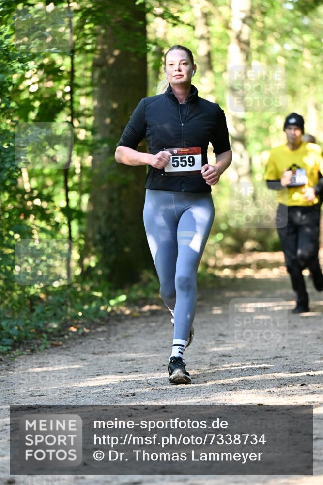 06.10.2024 - Bramfelder Halbmarathon 2024 Dr. Thomas Lammeyer http://msf.ph/oto/7338734 06.10.2024 10:28:33 Laufen 33, 559 meine-sportfotos.de
