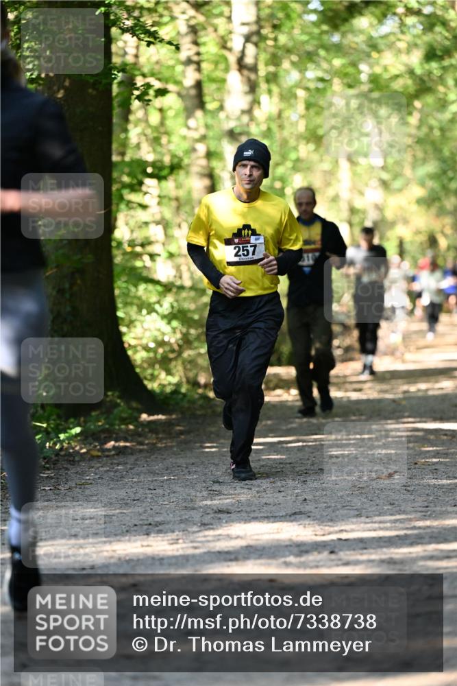 06.10.2024 - Bramfelder Halbmarathon 2024 Dr. Thomas Lammeyer http://msf.ph/oto/7338738 06.10.2024 10:28:34 Laufen 257 meine-sportfotos.de