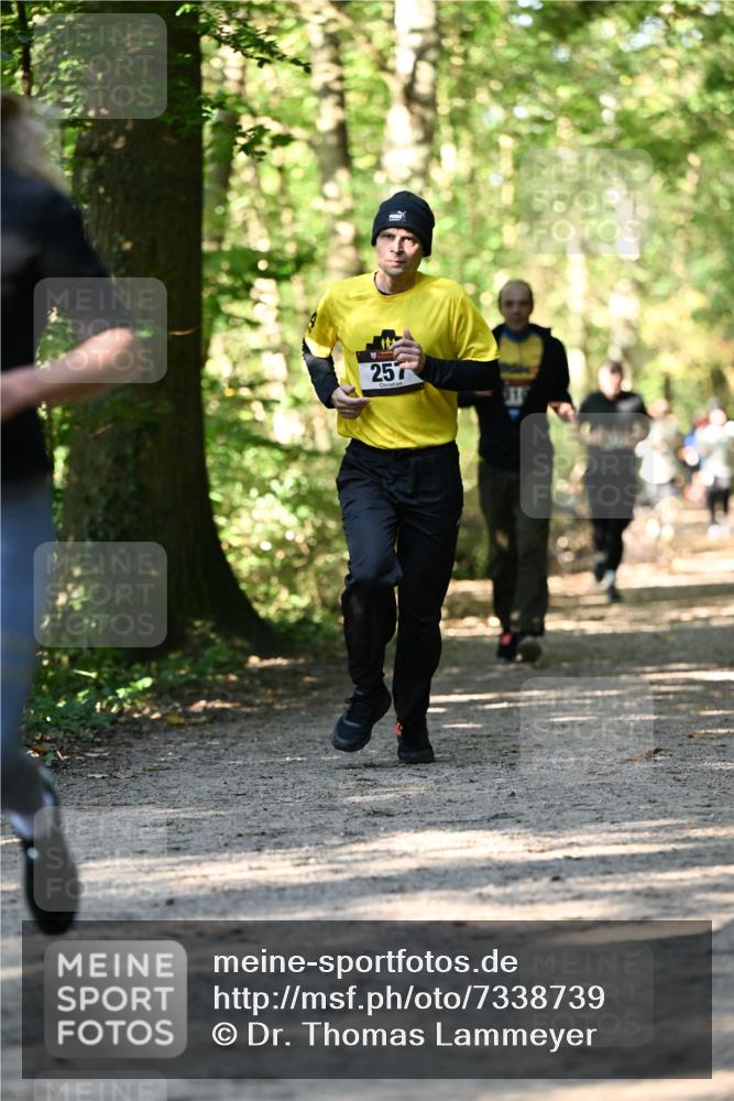 06.10.2024 - Bramfelder Halbmarathon 2024 Dr. Thomas Lammeyer http://msf.ph/oto/7338739 06.10.2024 10:28:34 Laufen 257 meine-sportfotos.de