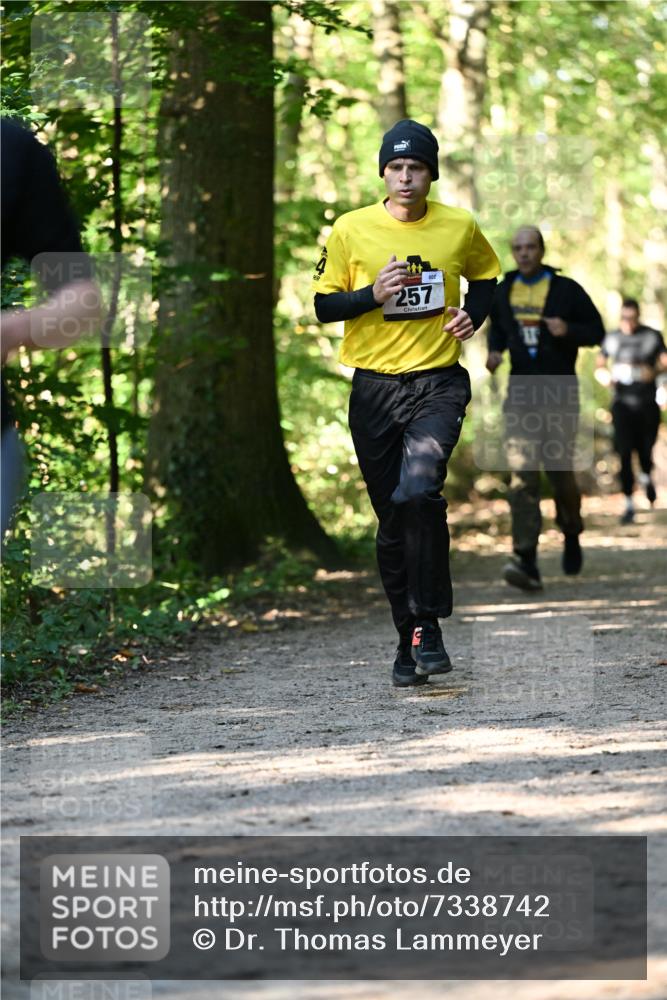 06.10.2024 - Bramfelder Halbmarathon 2024 Dr. Thomas Lammeyer http://msf.ph/oto/7338742 06.10.2024 10:28:34 Laufen 257 meine-sportfotos.de