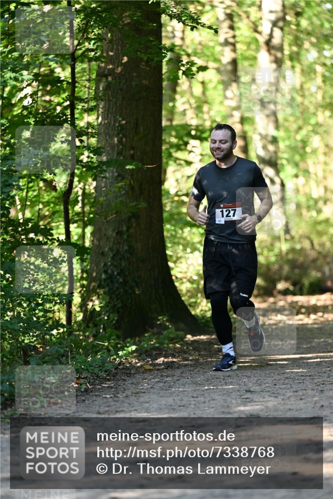 06.10.2024 - Bramfelder Halbmarathon 2024 Dr. Thomas Lammeyer http://msf.ph/oto/7338768 06.10.2024 10:28:41 Laufen 101, 127 meine-sportfotos.de
