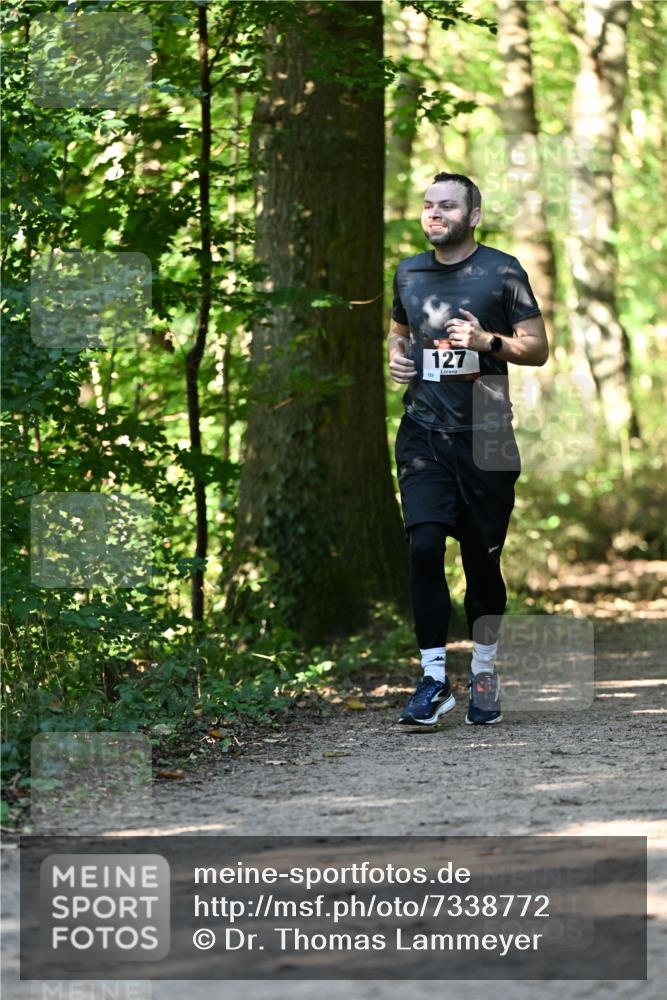06.10.2024 - Bramfelder Halbmarathon 2024 Dr. Thomas Lammeyer http://msf.ph/oto/7338772 06.10.2024 10:28:42 Laufen 127, 101 meine-sportfotos.de