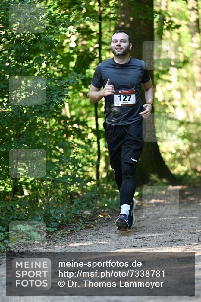 06.10.2024 - Bramfelder Halbmarathon 2024 Dr. Thomas Lammeyer http://msf.ph/oto/7338781 06.10.2024 10:28:43 Laufen 101, 127 meine-sportfotos.de