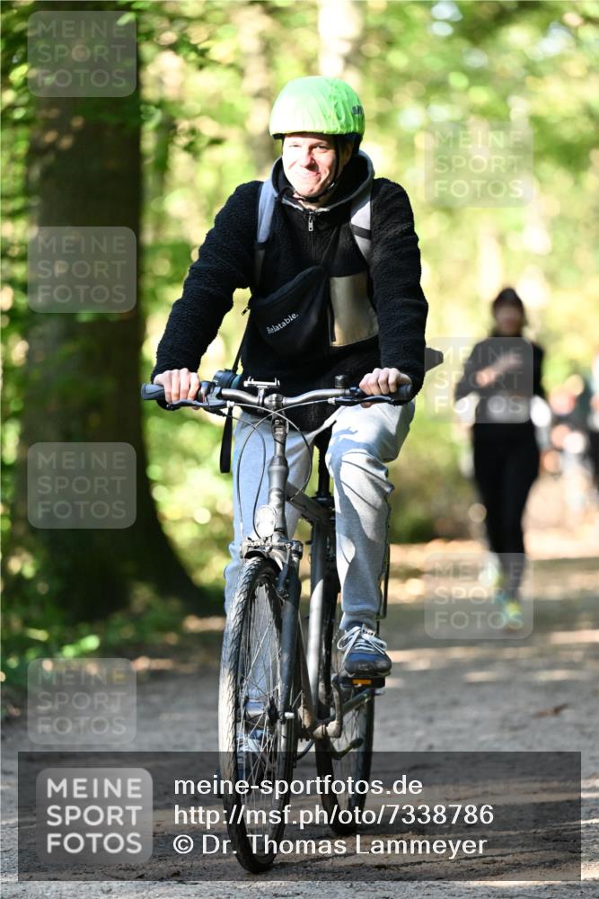 06.10.2024 - Bramfelder Halbmarathon 2024 Dr. Thomas Lammeyer http://msf.ph/oto/7338786 06.10.2024 10:28:44 Laufen  meine-sportfotos.de