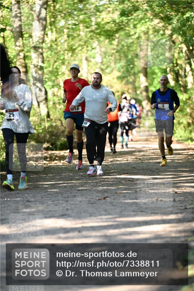 06.10.2024 - Bramfelder Halbmarathon 2024 Dr. Thomas Lammeyer http://msf.ph/oto/7338811 06.10.2024 10:28:49 Laufen 25, 246 meine-sportfotos.de