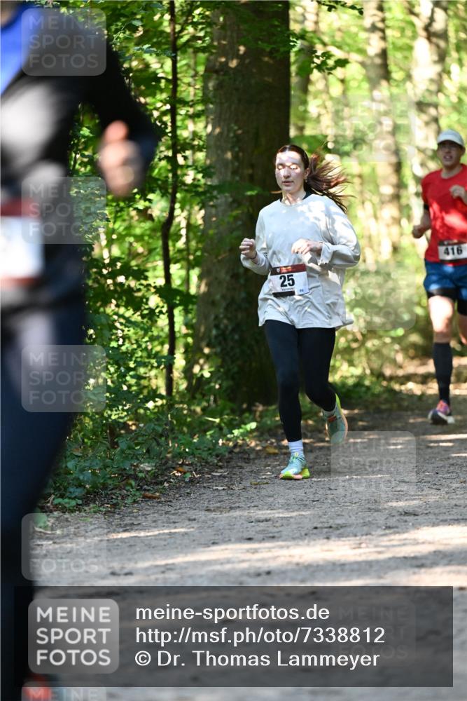 06.10.2024 - Bramfelder Halbmarathon 2024 Dr. Thomas Lammeyer http://msf.ph/oto/7338812 06.10.2024 10:28:50 Laufen 25, 416 meine-sportfotos.de