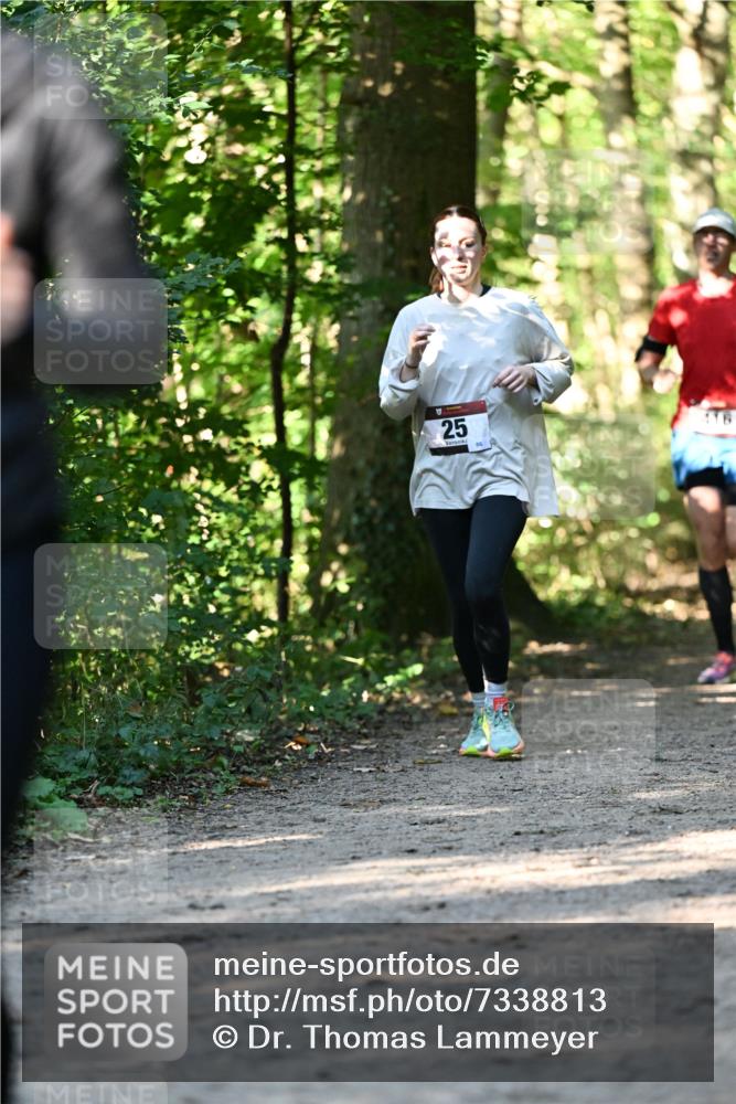 06.10.2024 - Bramfelder Halbmarathon 2024 Dr. Thomas Lammeyer http://msf.ph/oto/7338813 06.10.2024 10:28:50 Laufen 25, 416 meine-sportfotos.de