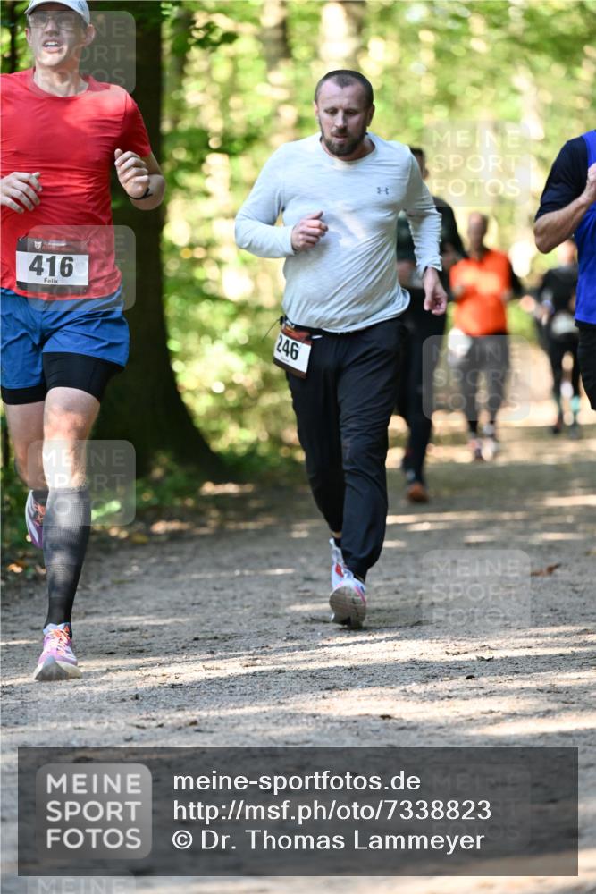06.10.2024 - Bramfelder Halbmarathon 2024 Dr. Thomas Lammeyer http://msf.ph/oto/7338823 06.10.2024 10:28:53 Laufen 416, 46, 246 meine-sportfotos.de