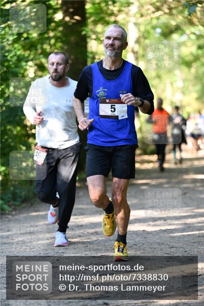 06.10.2024 - Bramfelder Halbmarathon 2024 Dr. Thomas Lammeyer http://msf.ph/oto/7338830 06.10.2024 10:28:54 Laufen 46, 5 meine-sportfotos.de