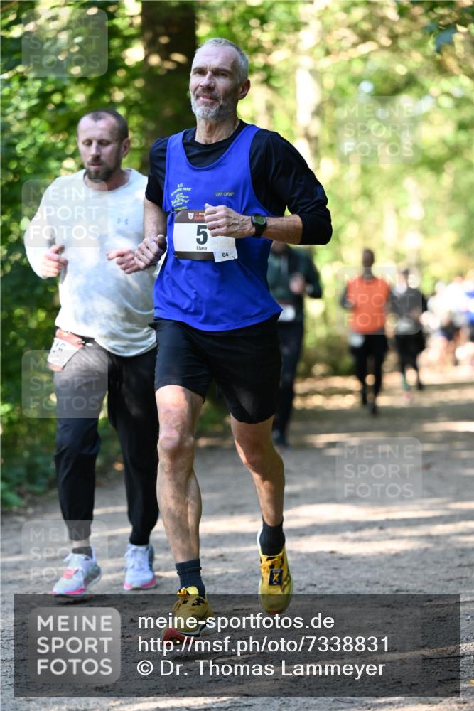 06.10.2024 - Bramfelder Halbmarathon 2024 Dr. Thomas Lammeyer http://msf.ph/oto/7338831 06.10.2024 10:28:55 Laufen 5, 64 meine-sportfotos.de