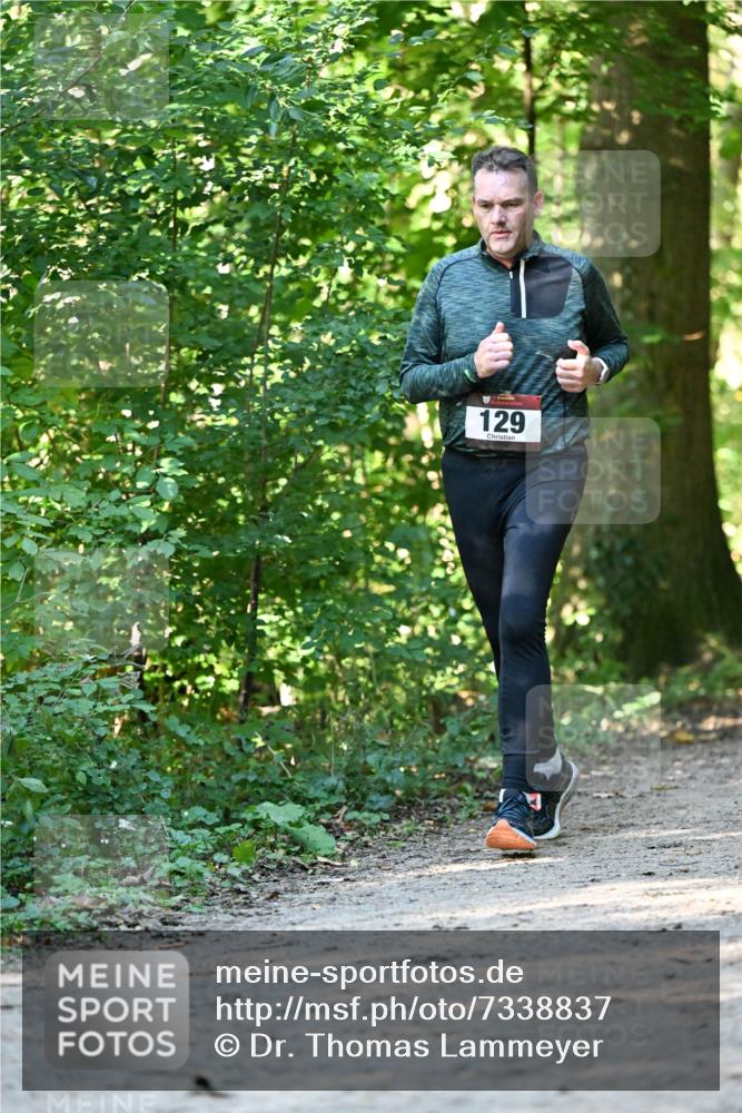 06.10.2024 - Bramfelder Halbmarathon 2024 Dr. Thomas Lammeyer http://msf.ph/oto/7338837 06.10.2024 10:28:57 Laufen 129 meine-sportfotos.de