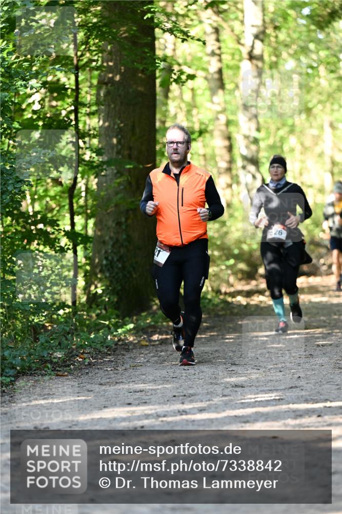 06.10.2024 - Bramfelder Halbmarathon 2024 Dr. Thomas Lammeyer http://msf.ph/oto/7338842 06.10.2024 10:28:58 Laufen 97 meine-sportfotos.de