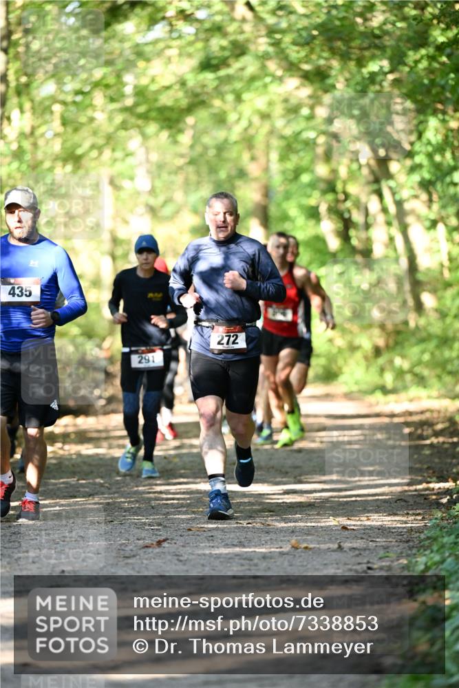 06.10.2024 - Bramfelder Halbmarathon 2024 Dr. Thomas Lammeyer http://msf.ph/oto/7338853 06.10.2024 10:29:04 Laufen 435, 291, 272 meine-sportfotos.de