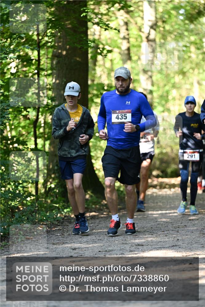 06.10.2024 - Bramfelder Halbmarathon 2024 Dr. Thomas Lammeyer http://msf.ph/oto/7338860 06.10.2024 10:29:06 Laufen 435, 291 meine-sportfotos.de