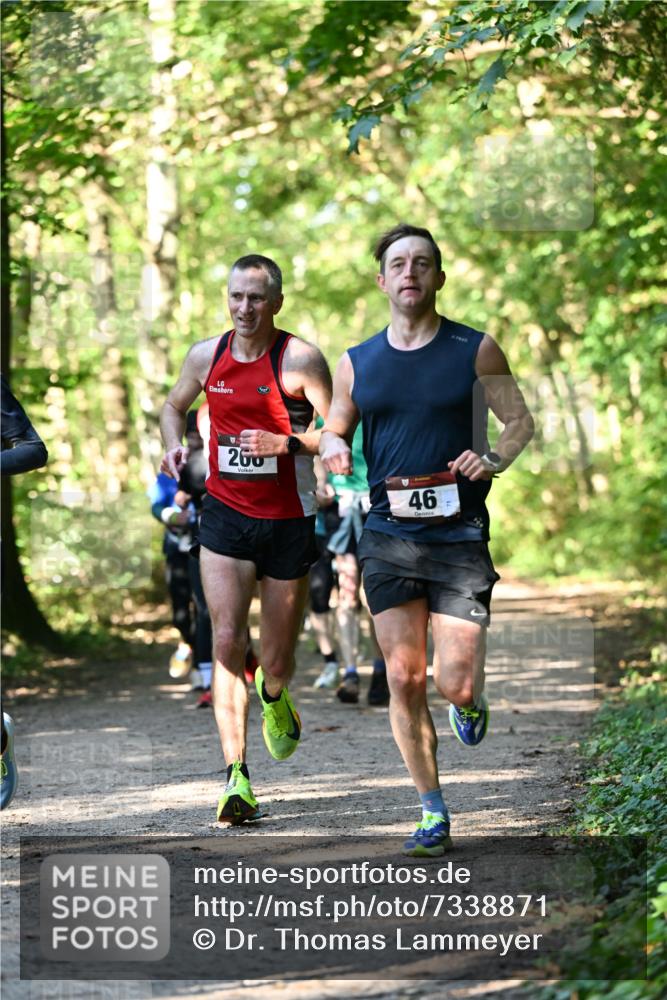06.10.2024 - Bramfelder Halbmarathon 2024 Dr. Thomas Lammeyer http://msf.ph/oto/7338871 06.10.2024 10:29:10 Laufen 260, 46 meine-sportfotos.de