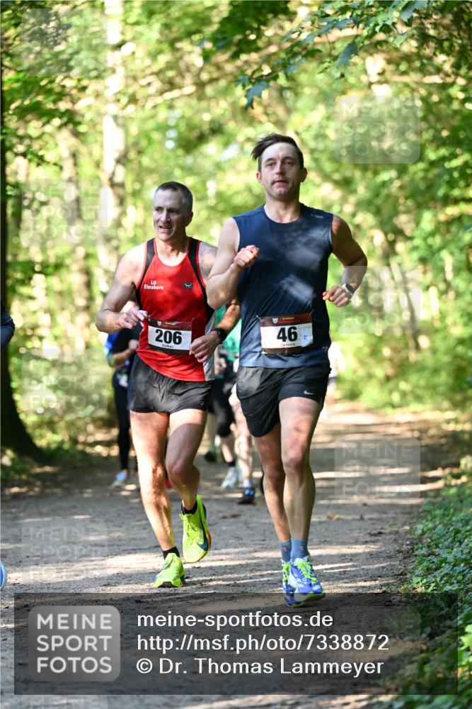 06.10.2024 - Bramfelder Halbmarathon 2024 Dr. Thomas Lammeyer http://msf.ph/oto/7338872 06.10.2024 10:29:10 Laufen 206, 46 meine-sportfotos.de