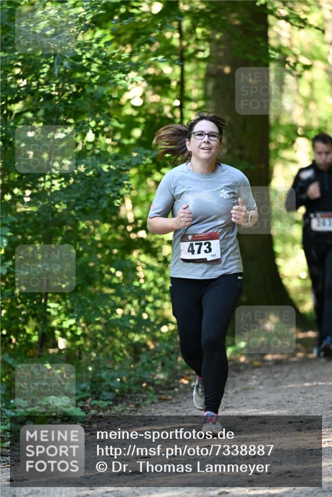 06.10.2024 - Bramfelder Halbmarathon 2024 Dr. Thomas Lammeyer http://msf.ph/oto/7338887 06.10.2024 10:29:17 Laufen 473, 151 meine-sportfotos.de