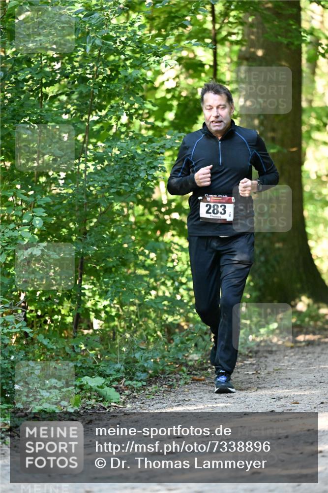 06.10.2024 - Bramfelder Halbmarathon 2024 Dr. Thomas Lammeyer http://msf.ph/oto/7338896 06.10.2024 10:29:19 Laufen 283, 150 meine-sportfotos.de