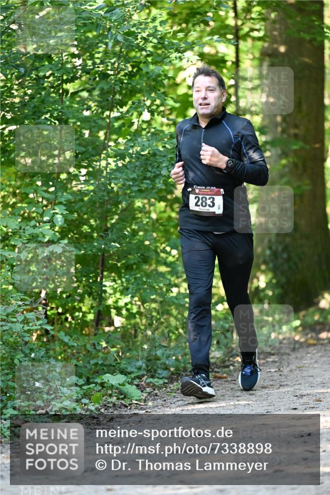 06.10.2024 - Bramfelder Halbmarathon 2024 Dr. Thomas Lammeyer http://msf.ph/oto/7338898 06.10.2024 10:29:19 Laufen 283, 16 meine-sportfotos.de