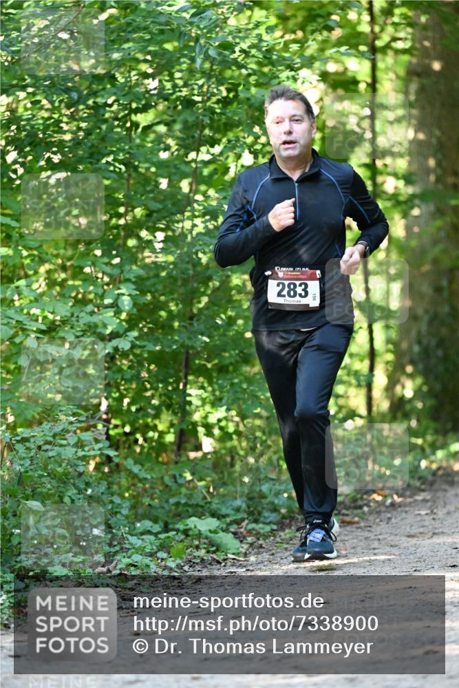 06.10.2024 - Bramfelder Halbmarathon 2024 Dr. Thomas Lammeyer http://msf.ph/oto/7338900 06.10.2024 10:29:19 Laufen 283 meine-sportfotos.de