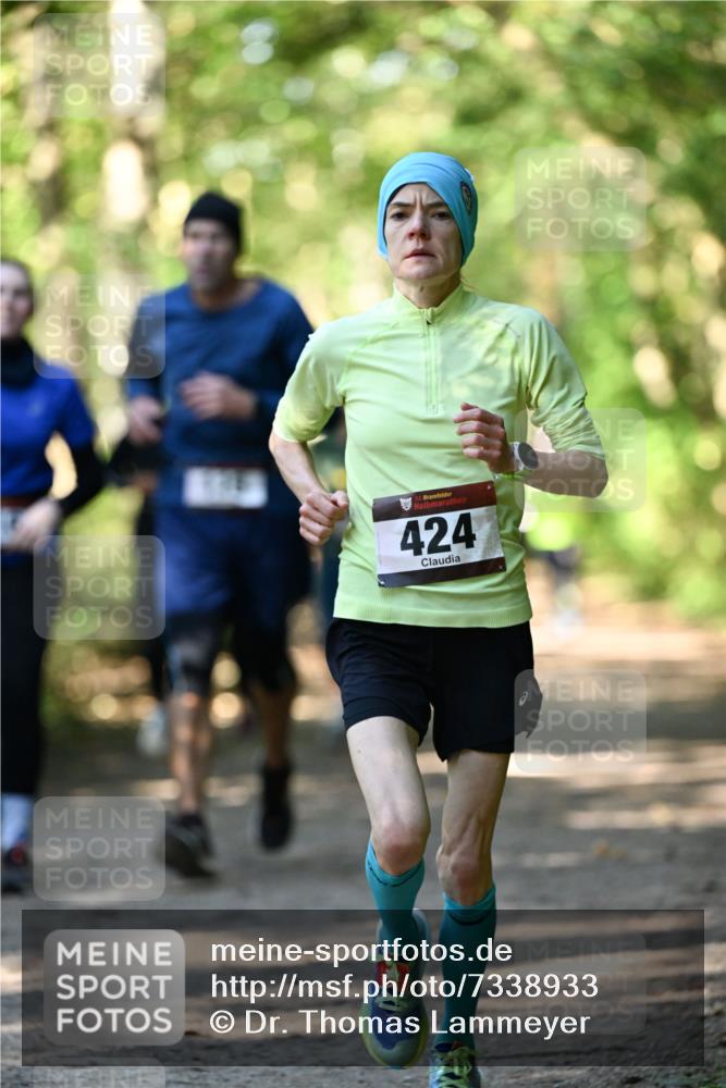 06.10.2024 - Bramfelder Halbmarathon 2024 Dr. Thomas Lammeyer http://msf.ph/oto/7338933 06.10.2024 10:29:26 Laufen 33, 424 meine-sportfotos.de