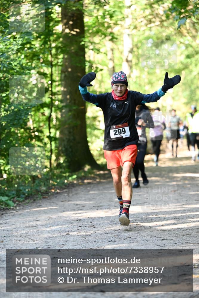 06.10.2024 - Bramfelder Halbmarathon 2024 Dr. Thomas Lammeyer http://msf.ph/oto/7338957 06.10.2024 10:29:33 Laufen 299, 133 meine-sportfotos.de