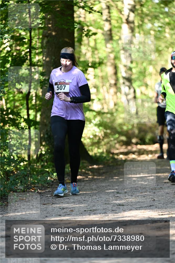 06.10.2024 - Bramfelder Halbmarathon 2024 Dr. Thomas Lammeyer http://msf.ph/oto/7338980 06.10.2024 10:29:38 Laufen 507, 152 meine-sportfotos.de