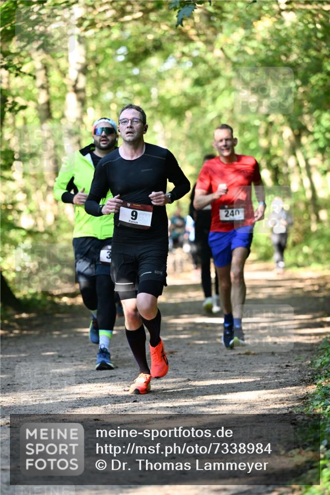 06.10.2024 - Bramfelder Halbmarathon 2024 Dr. Thomas Lammeyer http://msf.ph/oto/7338984 06.10.2024 10:29:39 Laufen 9, 240, 3 meine-sportfotos.de