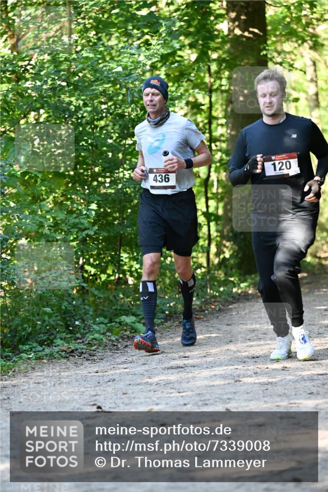 06.10.2024 - Bramfelder Halbmarathon 2024 Dr. Thomas Lammeyer http://msf.ph/oto/7339008 06.10.2024 10:29:44 Laufen 120, 436 meine-sportfotos.de