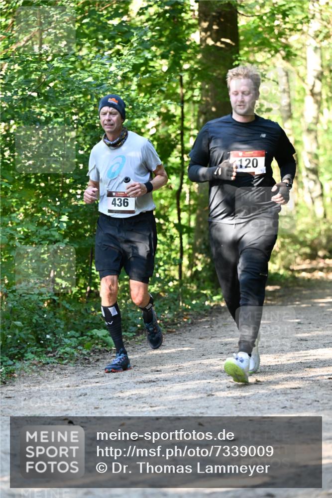 06.10.2024 - Bramfelder Halbmarathon 2024 Dr. Thomas Lammeyer http://msf.ph/oto/7339009 06.10.2024 10:29:45 Laufen 436, 120 meine-sportfotos.de