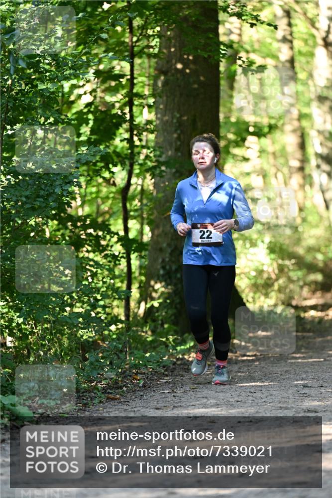 06.10.2024 - Bramfelder Halbmarathon 2024 Dr. Thomas Lammeyer http://msf.ph/oto/7339021 06.10.2024 10:29:50 Laufen 22 meine-sportfotos.de
