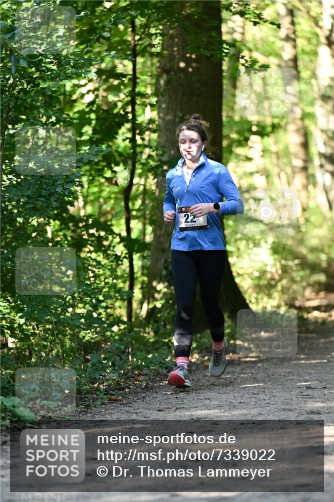 06.10.2024 - Bramfelder Halbmarathon 2024 Dr. Thomas Lammeyer http://msf.ph/oto/7339022 06.10.2024 10:29:50 Laufen 22 meine-sportfotos.de