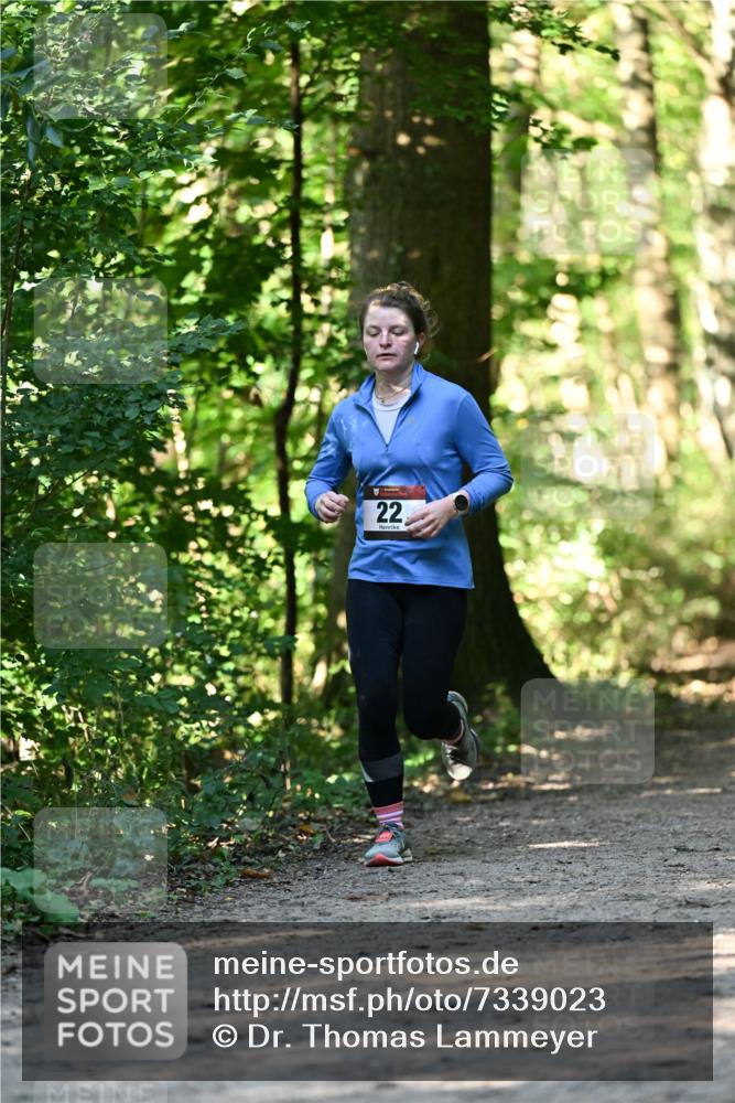 06.10.2024 - Bramfelder Halbmarathon 2024 Dr. Thomas Lammeyer http://msf.ph/oto/7339023 06.10.2024 10:29:50 Laufen 22 meine-sportfotos.de