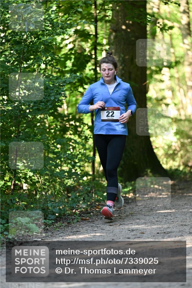 06.10.2024 - Bramfelder Halbmarathon 2024 Dr. Thomas Lammeyer http://msf.ph/oto/7339025 06.10.2024 10:29:50 Laufen 22, 22 meine-sportfotos.de