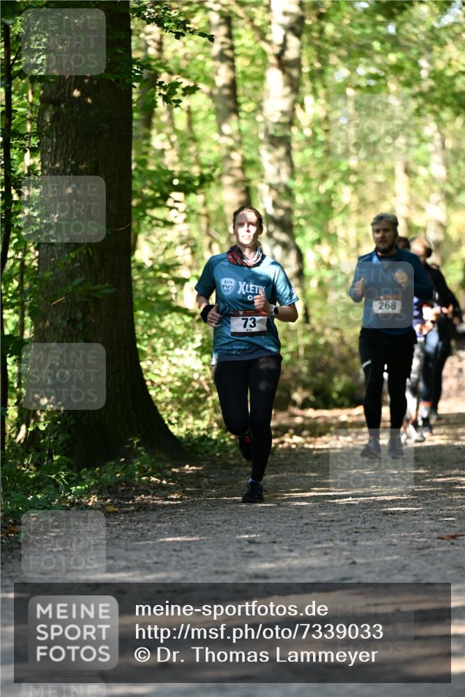 06.10.2024 - Bramfelder Halbmarathon 2024 Dr. Thomas Lammeyer http://msf.ph/oto/7339033 06.10.2024 10:29:52 Laufen 057, 73, 268 meine-sportfotos.de