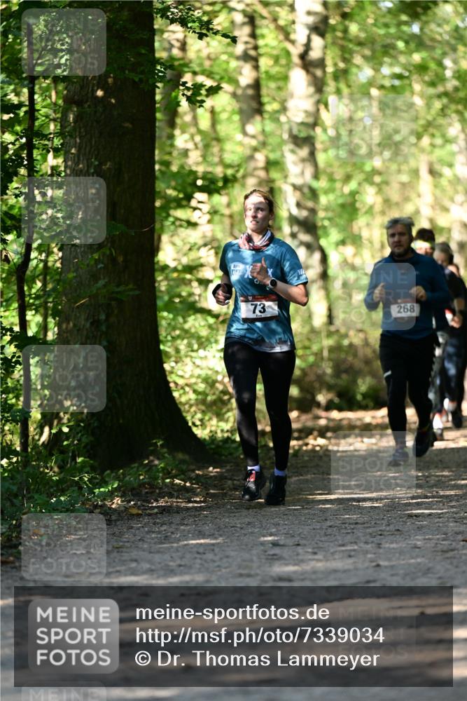 06.10.2024 - Bramfelder Halbmarathon 2024 Dr. Thomas Lammeyer http://msf.ph/oto/7339034 06.10.2024 10:29:52 Laufen 73, 268 meine-sportfotos.de