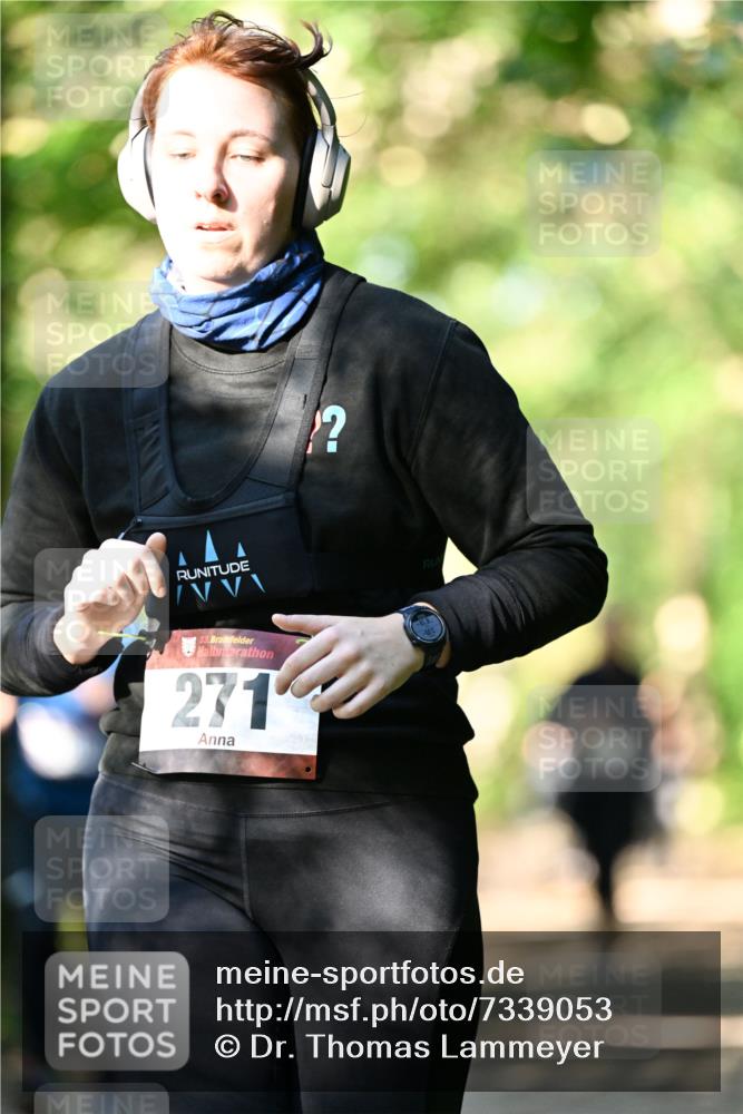 06.10.2024 - Bramfelder Halbmarathon 2024 Dr. Thomas Lammeyer http://msf.ph/oto/7339053 06.10.2024 10:29:55 Laufen 33, 271 meine-sportfotos.de