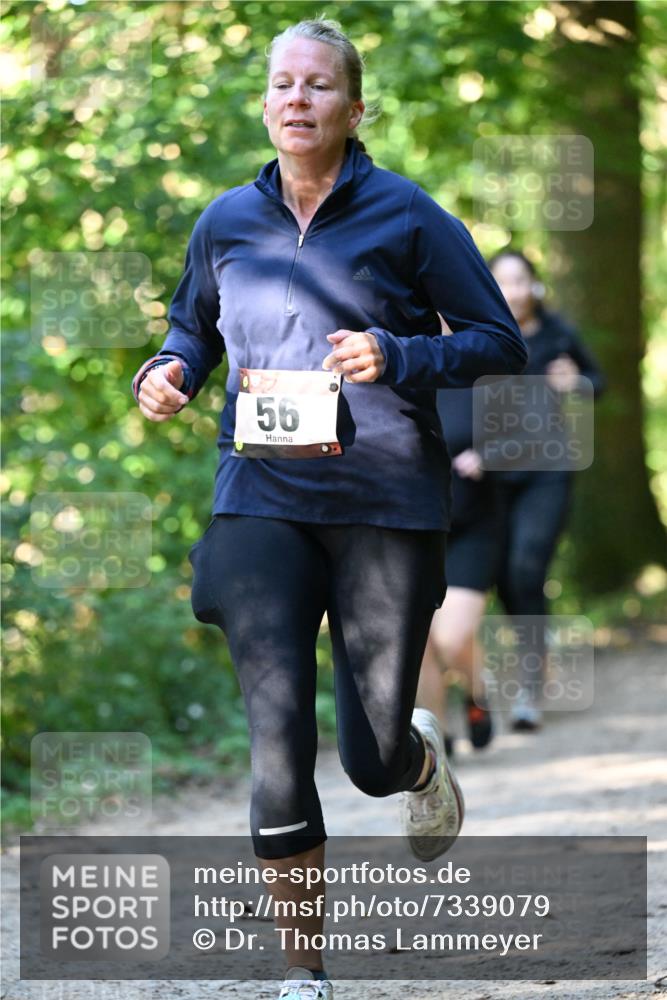 06.10.2024 - Bramfelder Halbmarathon 2024 Dr. Thomas Lammeyer http://msf.ph/oto/7339079 06.10.2024 10:30:01 Laufen 56 meine-sportfotos.de