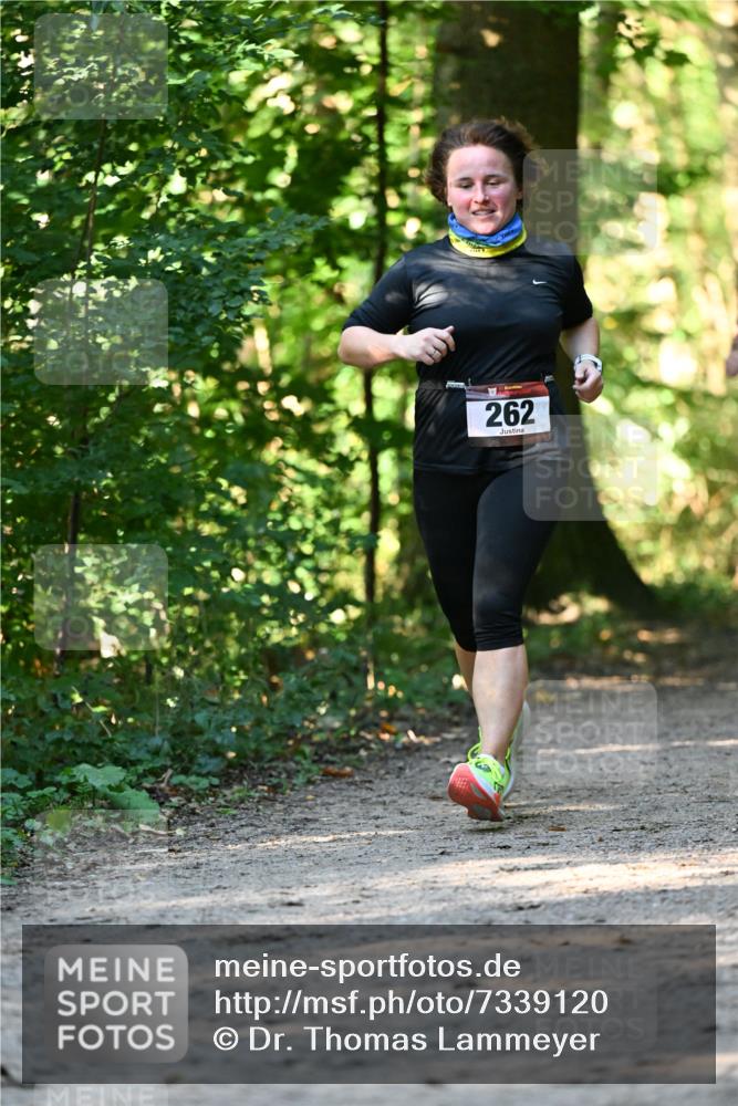 06.10.2024 - Bramfelder Halbmarathon 2024 Dr. Thomas Lammeyer http://msf.ph/oto/7339120 06.10.2024 10:30:27 Laufen 262 meine-sportfotos.de