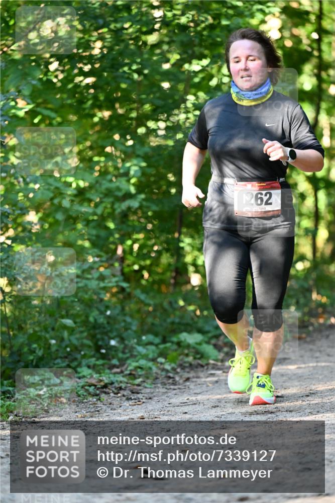 06.10.2024 - Bramfelder Halbmarathon 2024 Dr. Thomas Lammeyer http://msf.ph/oto/7339127 06.10.2024 10:30:28 Laufen 262 meine-sportfotos.de