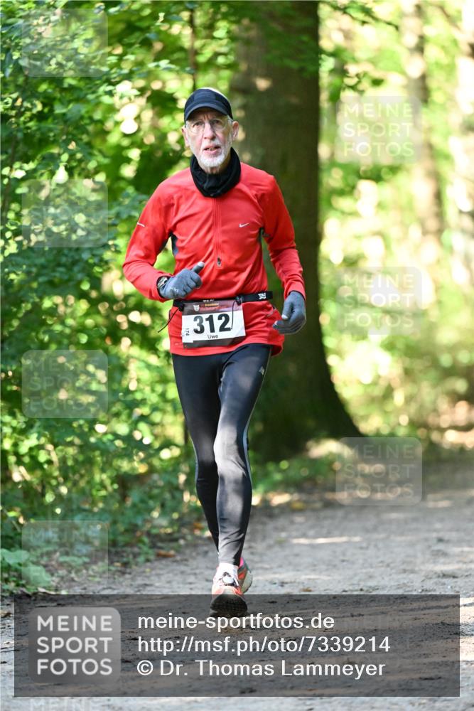 06.10.2024 - Bramfelder Halbmarathon 2024 Dr. Thomas Lammeyer http://msf.ph/oto/7339214 06.10.2024 10:31:07 Laufen 33, 312 meine-sportfotos.de