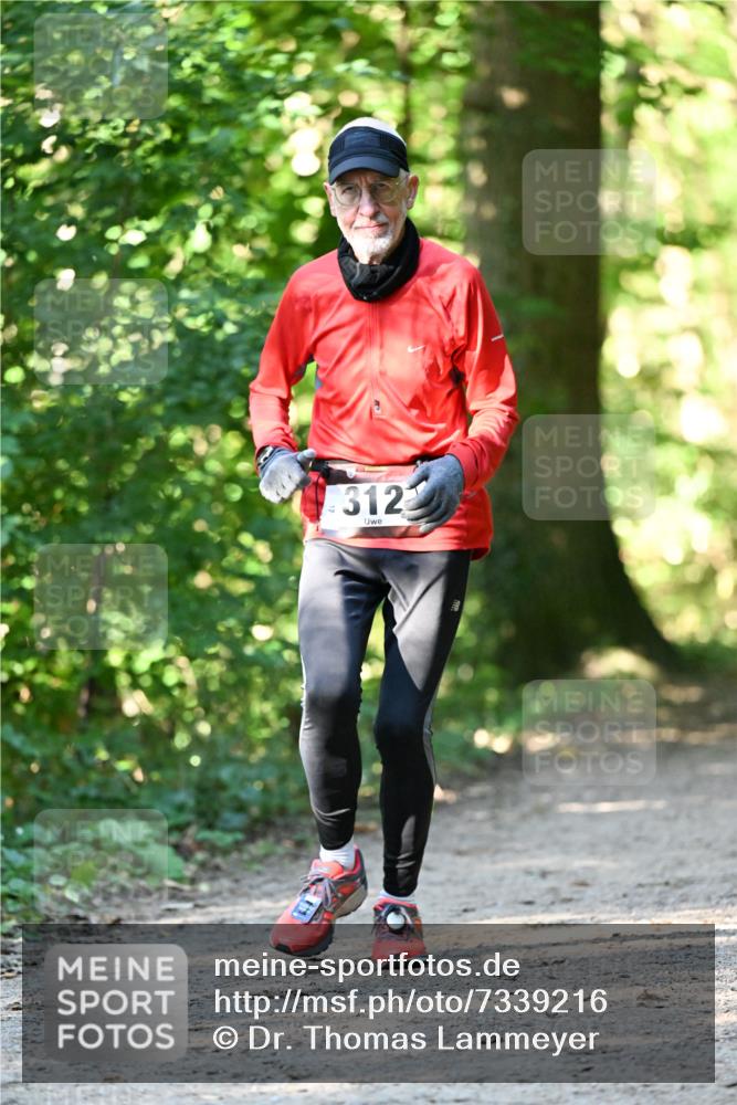 06.10.2024 - Bramfelder Halbmarathon 2024 Dr. Thomas Lammeyer http://msf.ph/oto/7339216 06.10.2024 10:31:08 Laufen 312 meine-sportfotos.de