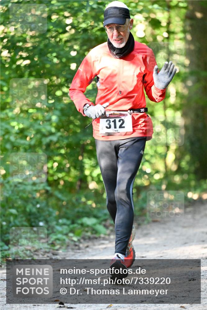 06.10.2024 - Bramfelder Halbmarathon 2024 Dr. Thomas Lammeyer http://msf.ph/oto/7339220 06.10.2024 10:31:08 Laufen 312 meine-sportfotos.de